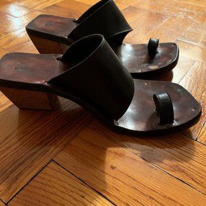 JUTTA NEUMANN HANDMADE SANDALS